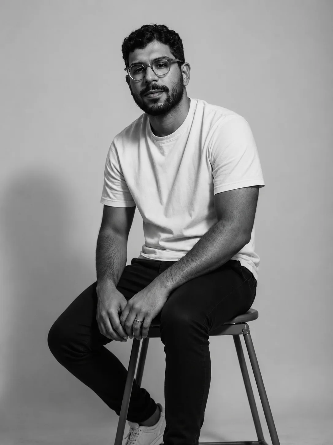 Gabriel Araújo, diretor de arte e estrategista de marca à frente da Otto Branding